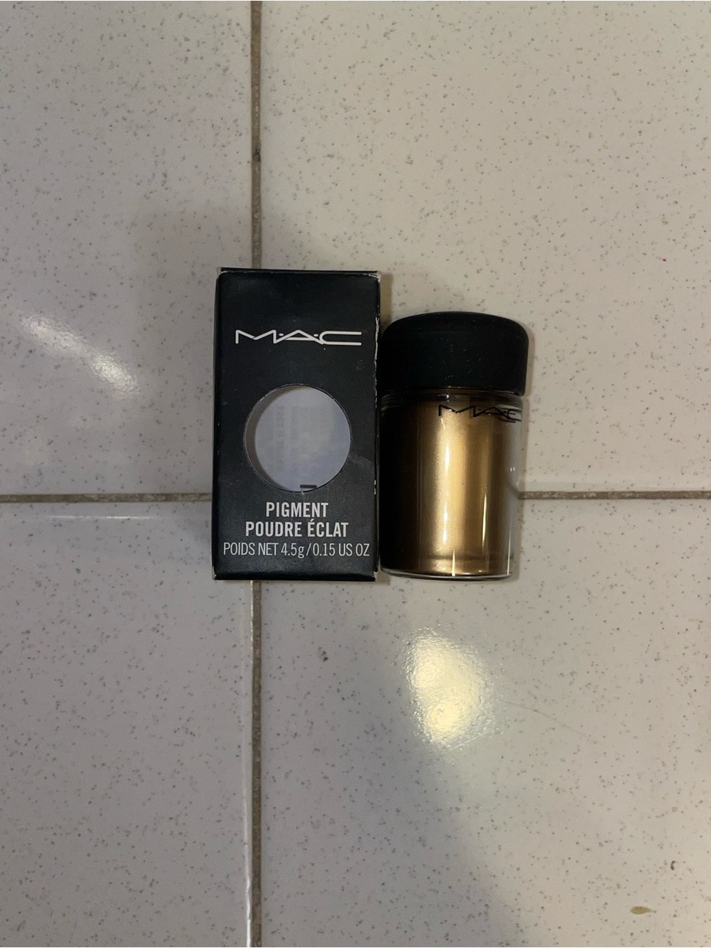 New Mac cosmetics gold pigment pro makeup discontinued